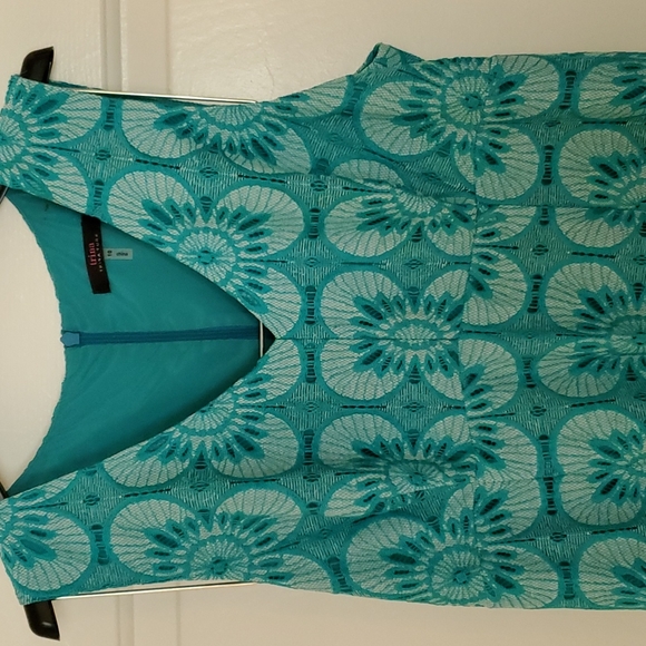 Turquoise sleeveless brocade party dress Size 10 by Trina. - Picture 3 of 4